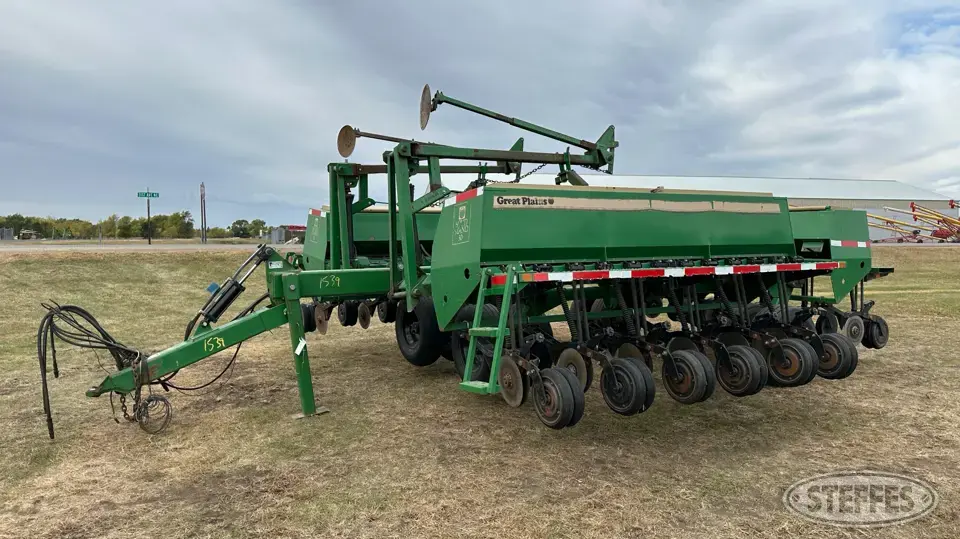 2000 Great Plains SF30 Press Drill