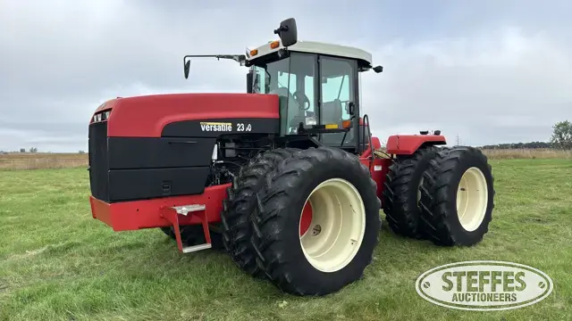 2005 Versatile 2360