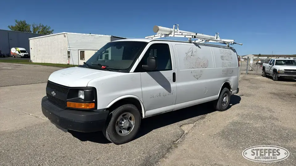 2015 Chevrolet 3500 Express Van