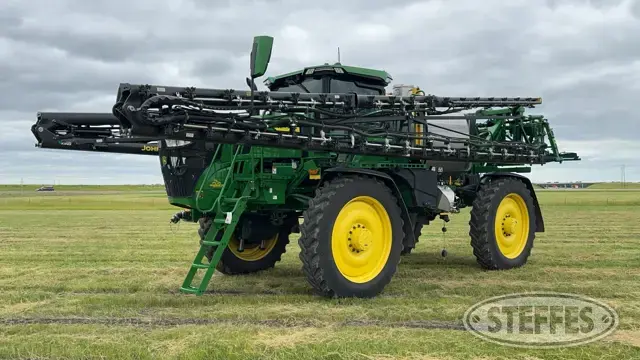 2023 John Deere 616R