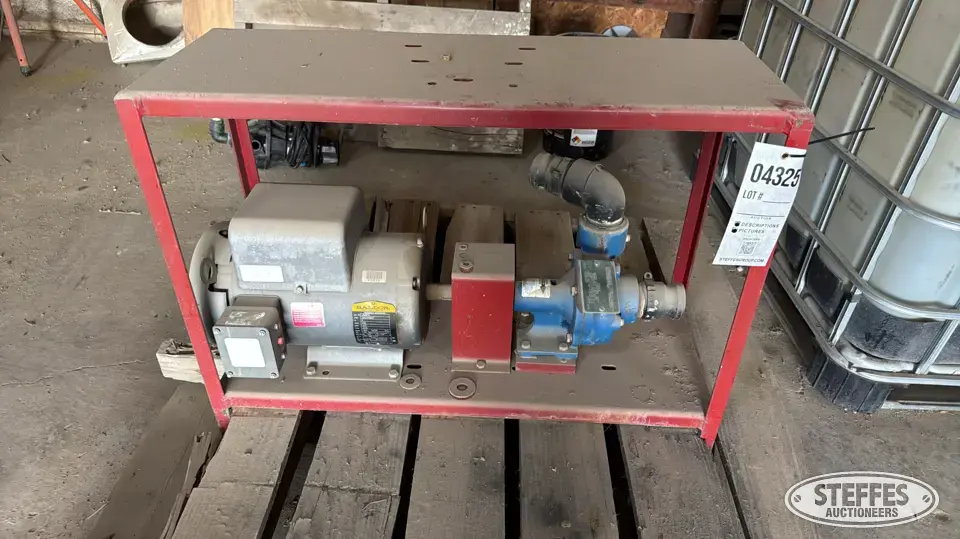 Transfer pump Farm Support Item