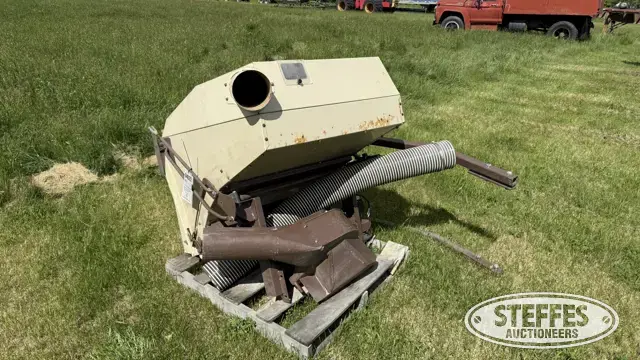 Grasshopper bagger attachment