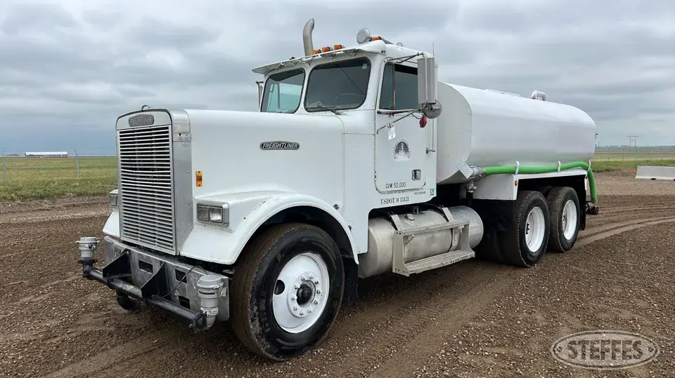 1986 Freightliner Tank Truck