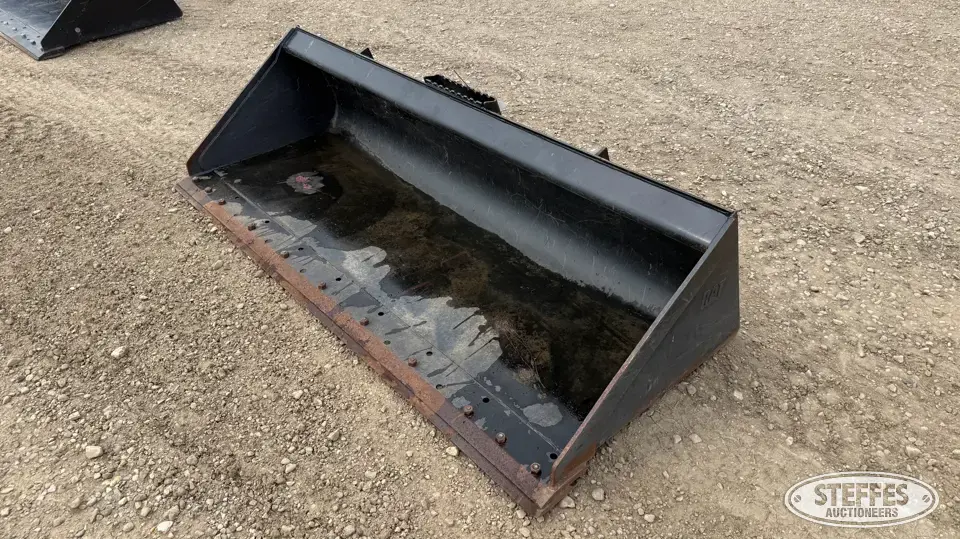 CAT bucket Skid Steer Bucket