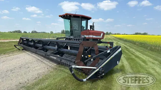 1997 MacDon Premier 2930 Turbo