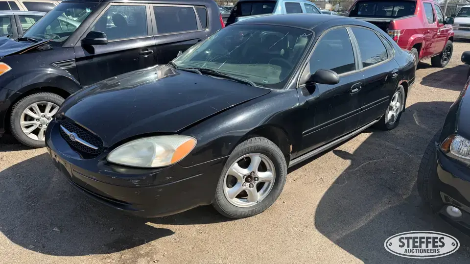 2002 Ford Taurus SES Car