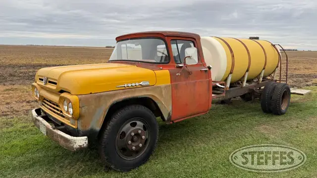 Ford B-600