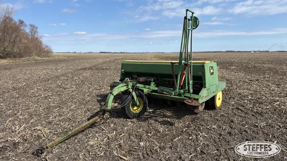 John Deere 9350 Press Drill