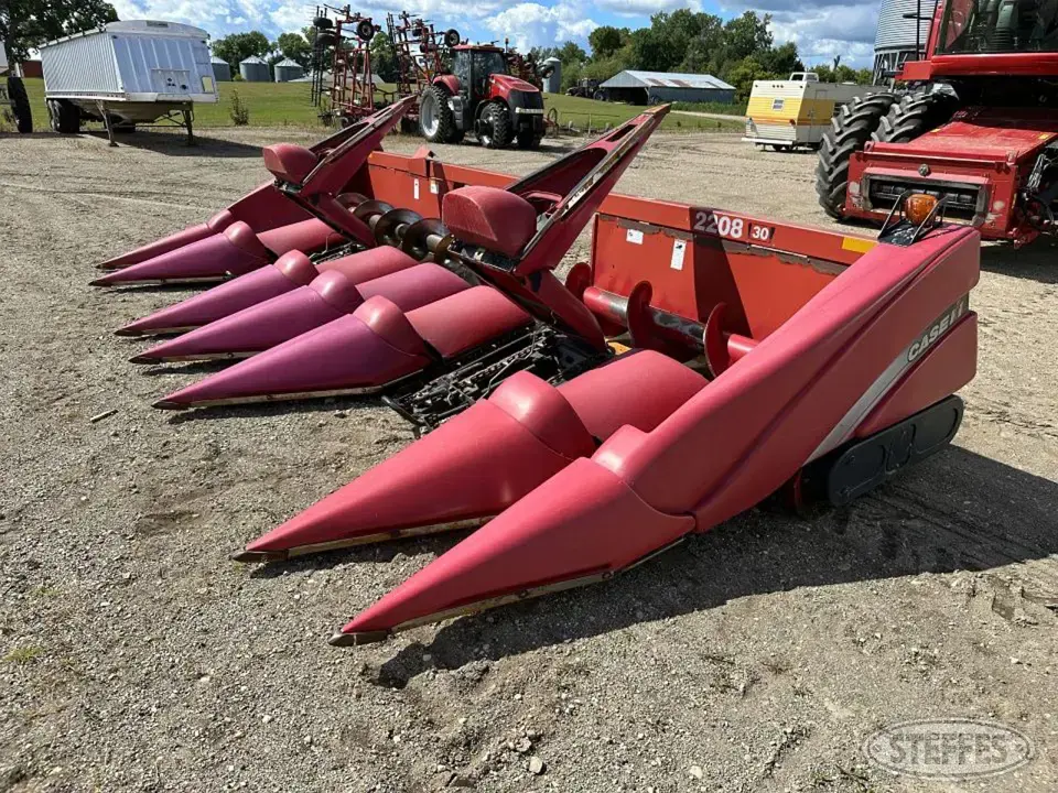 2007 Case IH 2208 Corn Head