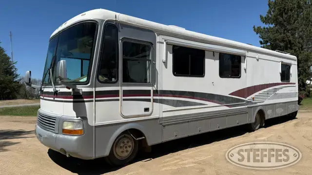 1997 Freightliner Newman Mountain Aire