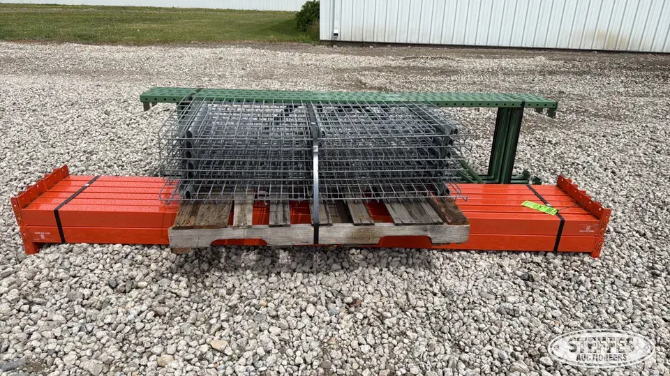 2026 Husky Storage and Bench