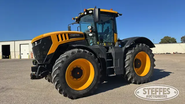 2021 JCB Fastrac 8330