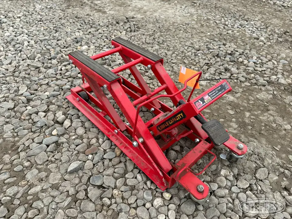Big Red General Tools and Shop Supply