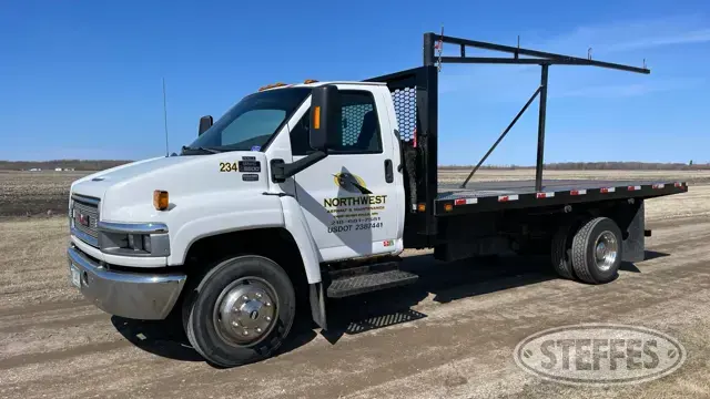 2004 GMC C5500