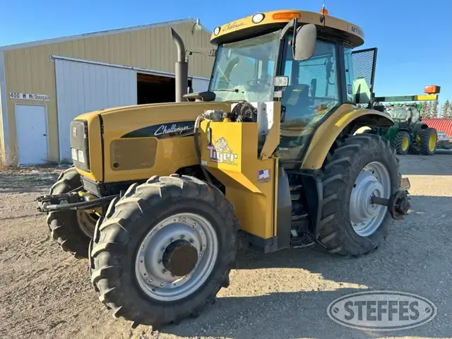 2004 Challenger MT555B