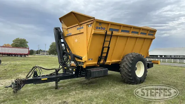 2018 Oxbo 3524F
