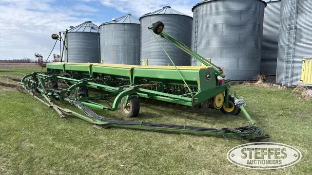 John Deere 9300