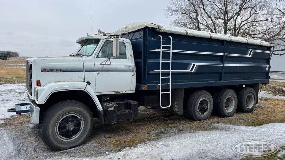 1980 GMC Brigadier Tri-Axle Boxed Truck