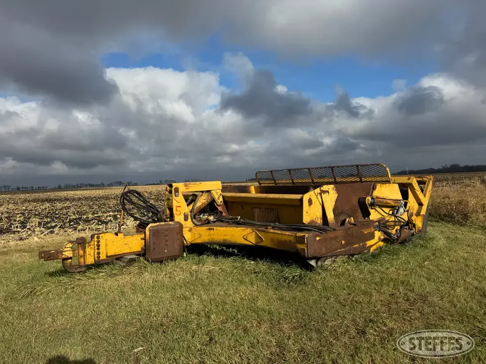 1997 Reynolds Pull Scraper