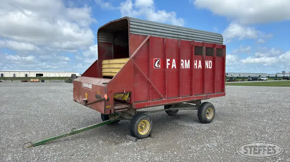 Farmhand Forage Wagon