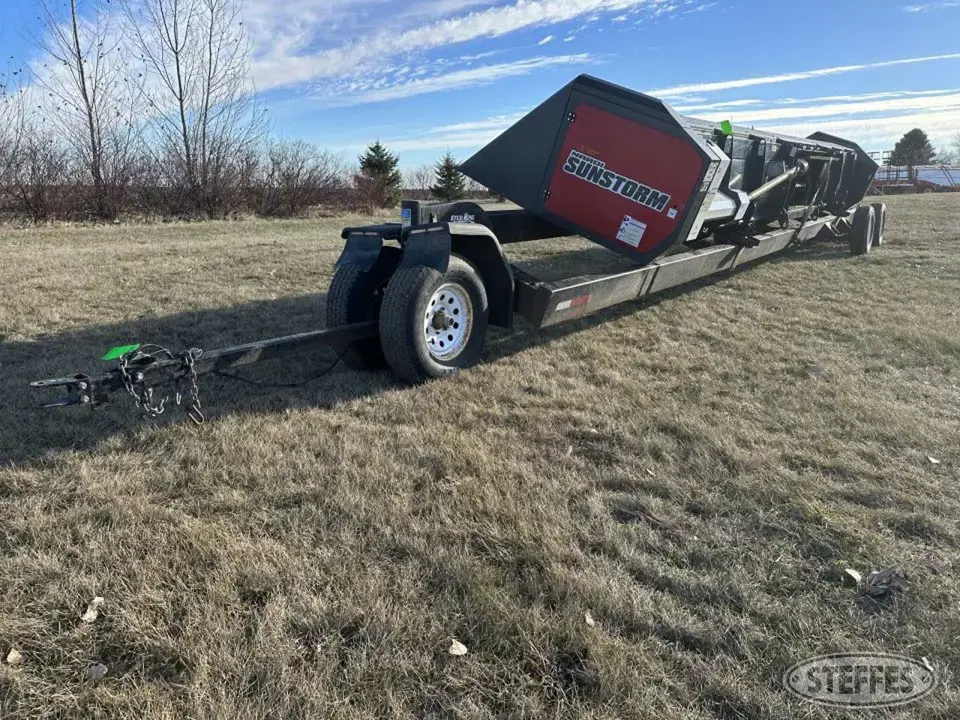Stud King 38 Header Trailer