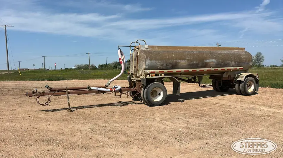 1966 Beall 3,780 gal. Pup Trailer