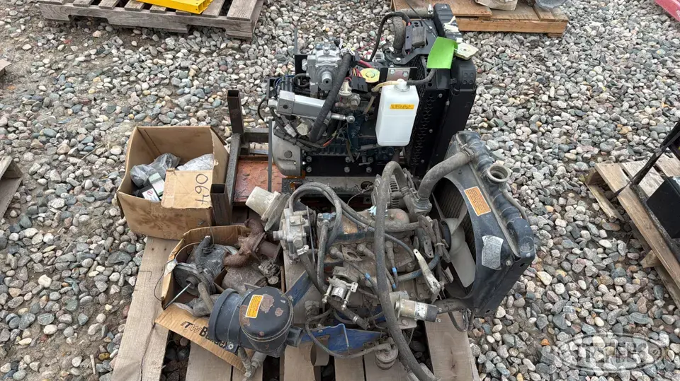 (2) Kubota engines Construction Part