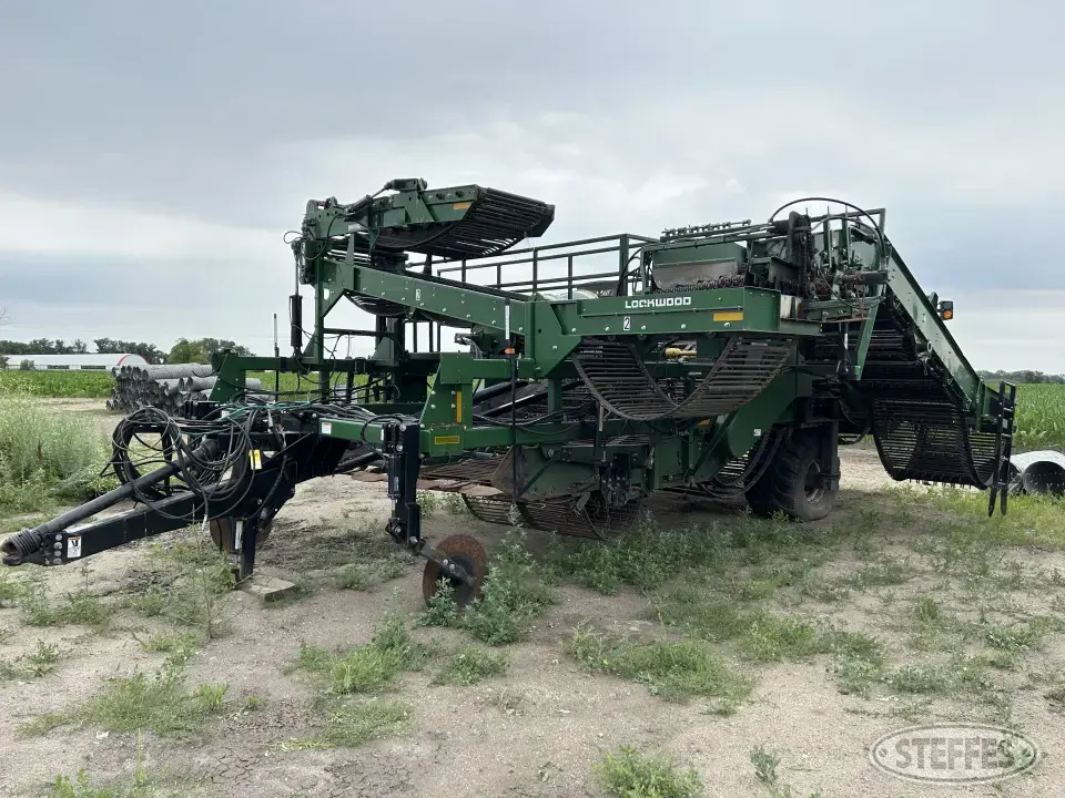 Lockwood 674 Potato Windrowers and Harvester