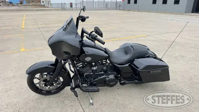 2022 Harley Davidson Street Glide