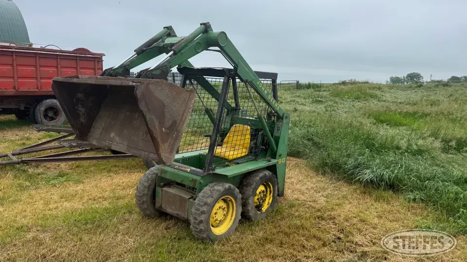 1979 John Deere 90 Wheeled Skid Steer