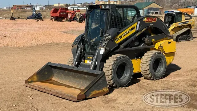 2021 New Holland L334