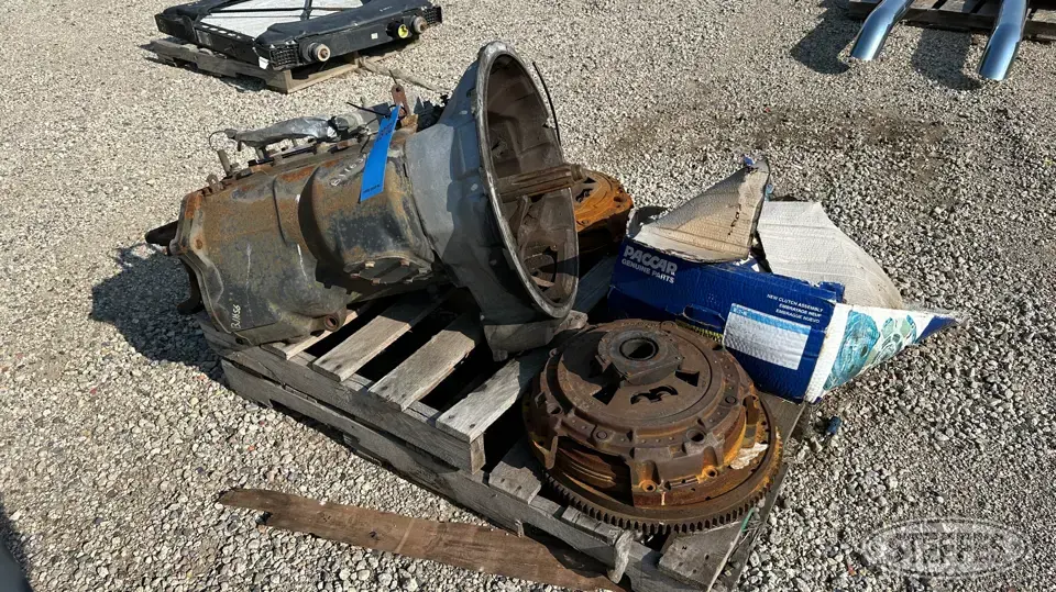Eaton Fuller Roadranger Truck-Trailer Part