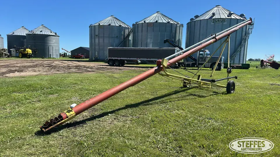 Farm King 851 Straight Auger