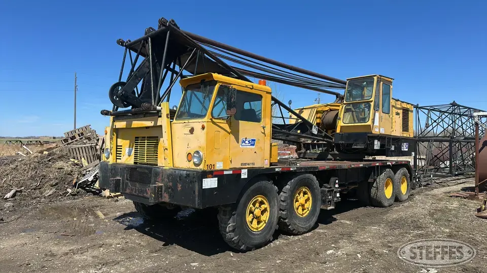 Clark 990TC Hyd. Truck Crane