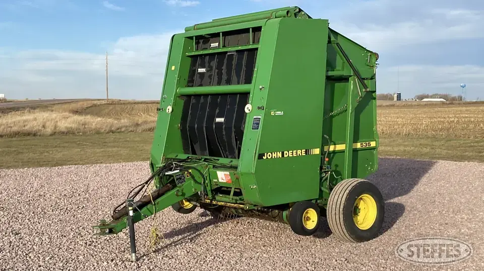 1992 John Deere 535 Round Baler