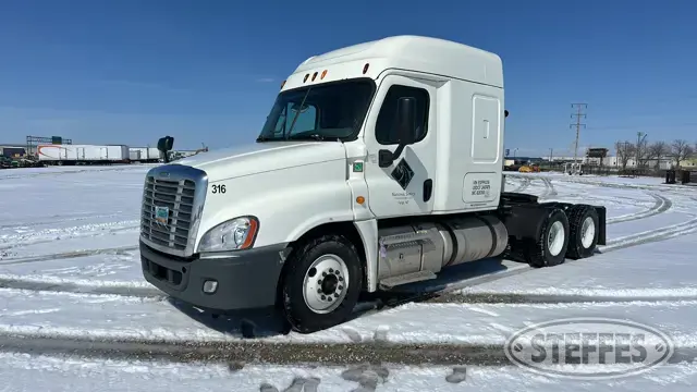 2014 Freightliner Cascadia 125