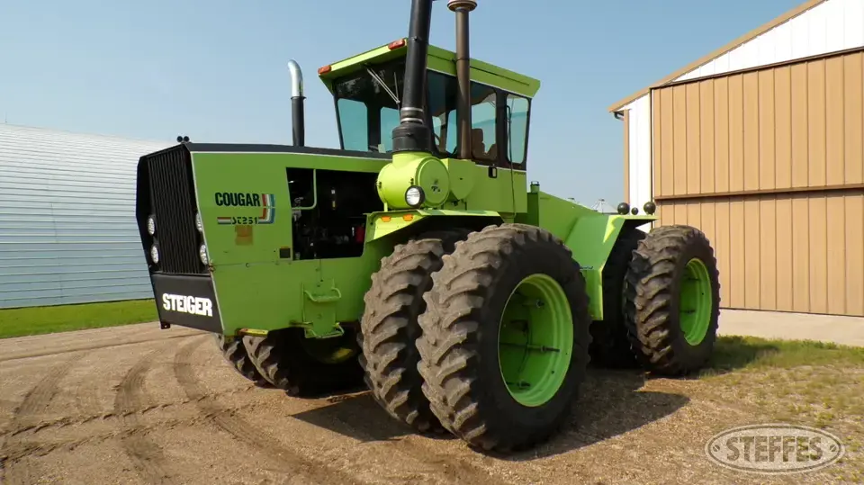 1980 Steiger Cougar ST-251 4WD Tractor