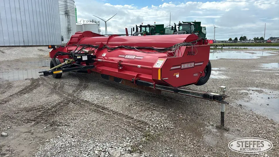 2022 Hiniker 5620 Stalk Chopper