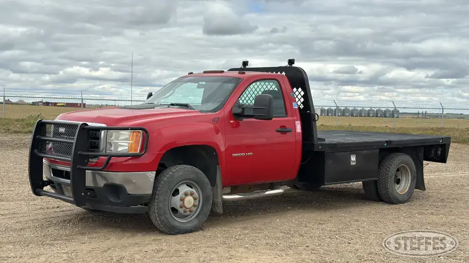 2012 GMC Sierra 3500HD 1 Ton Pickup