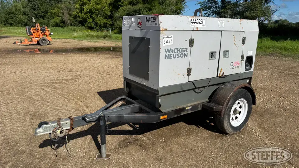 2011 Wacker Neuson G25 Generators 10-249.9 kW