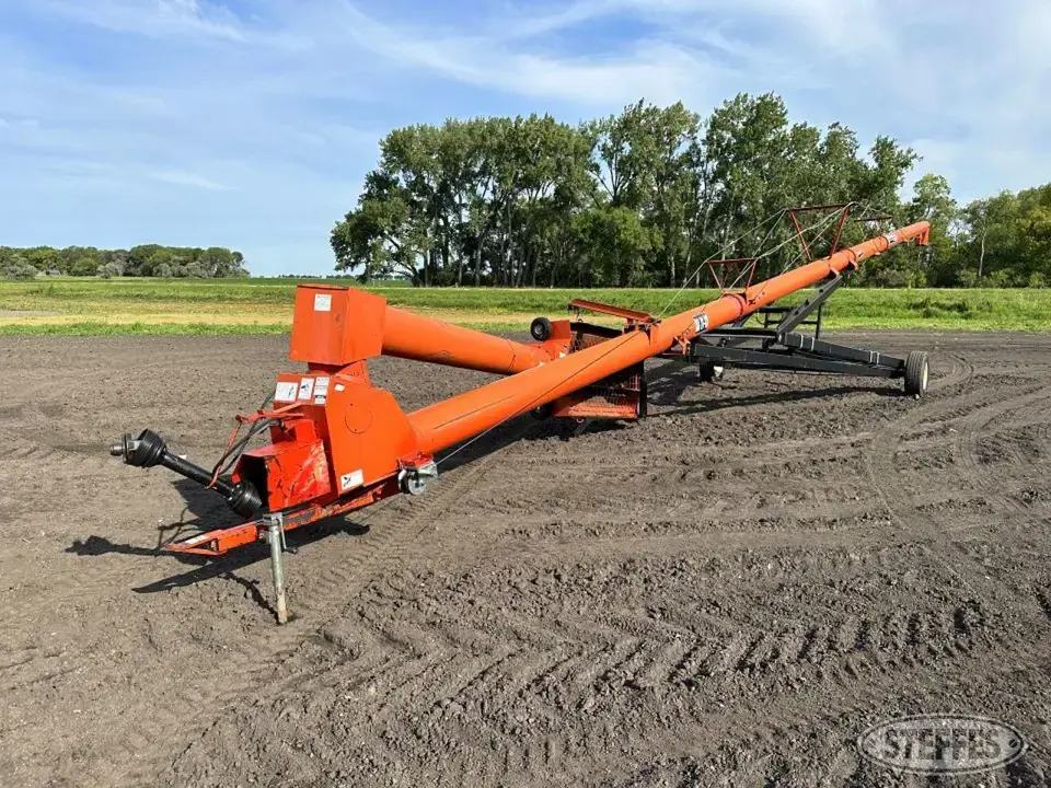 Wheatheart SA71-13 Swing Hopper Auger