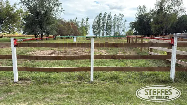 Koehn drive through electric gate