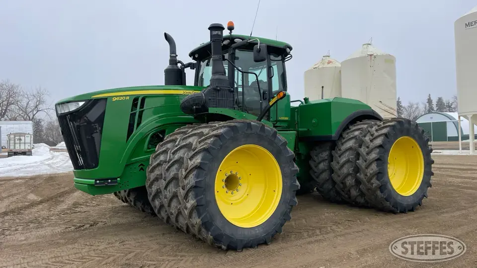 2015 John Deere 9620R 4WD Tractor