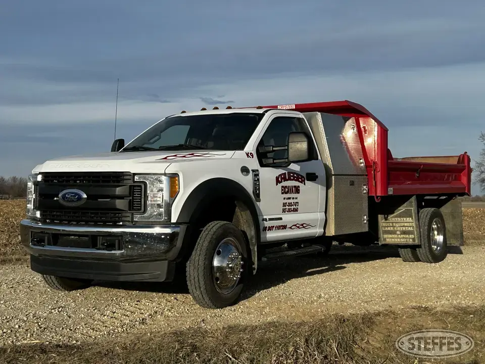 2017 Ford F-550 Over 1 Ton Pickup