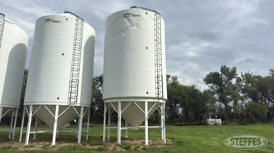 2005 Amber Waves Hopper Bin