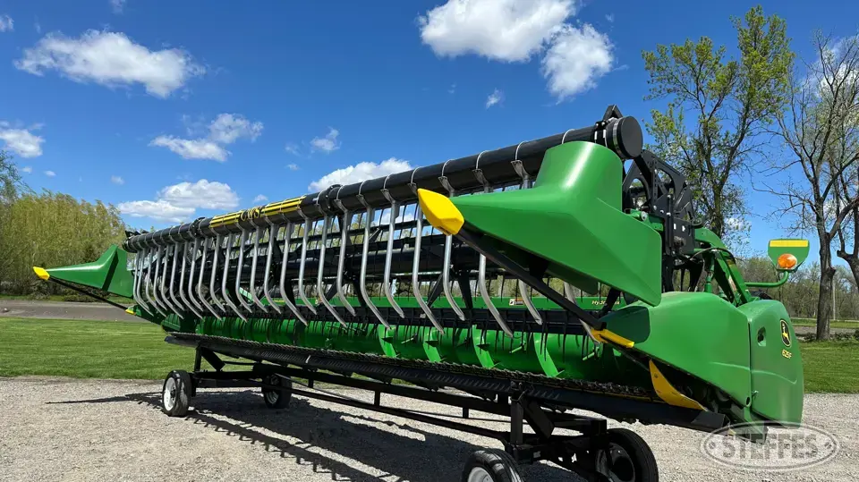 2014 John Deere 625F Flex Head