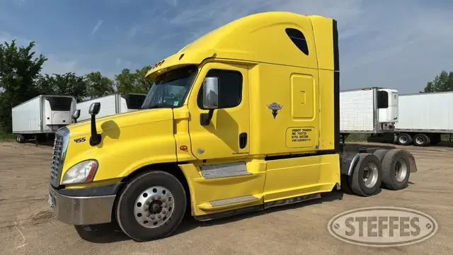 2016 Freightliner Cascadia 125