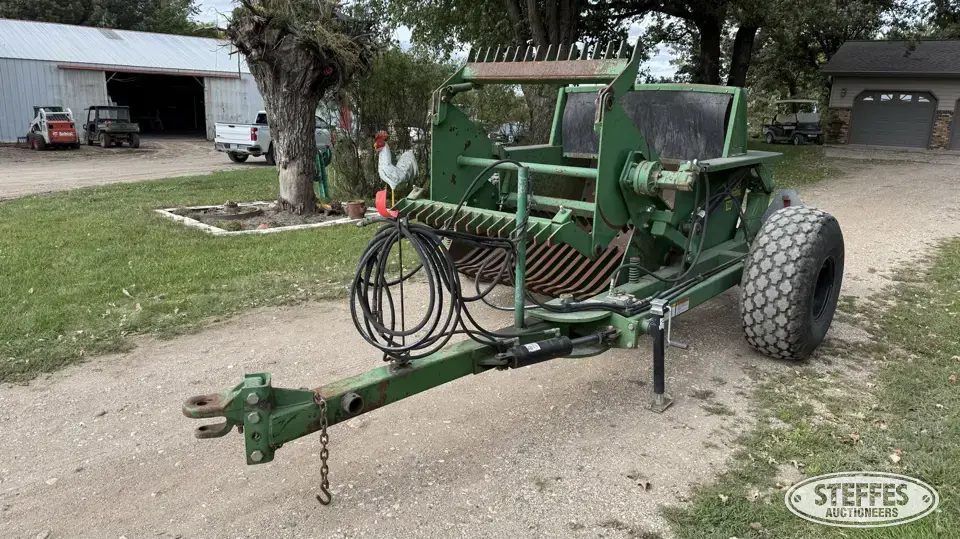 2002 Summers 700 Rock Picker