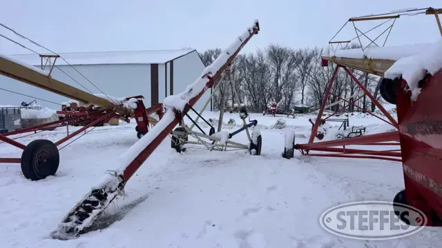 Farm King 856
