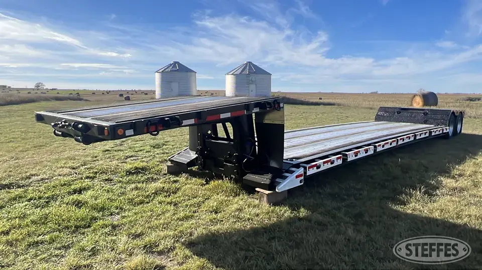 2009 XL Specialized Lowboy Trailer